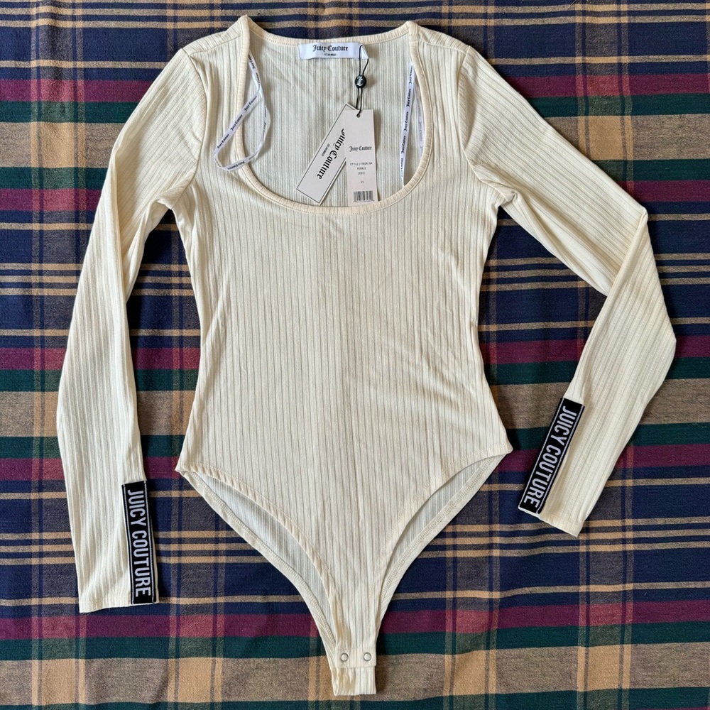 Juicy Couture | Rib Long Sleeve Bodysuit Pebble